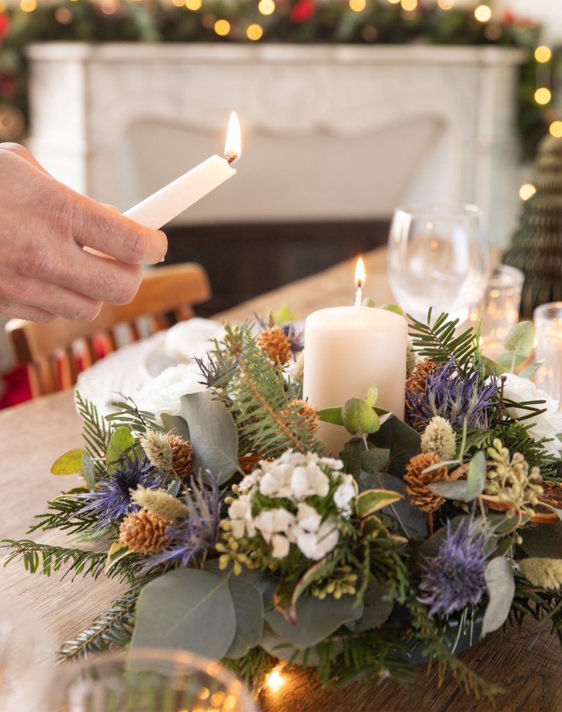 Centre de table Noël décoration bougies sapin fleurs livraison Monsieur Marguertite comparateur bloomyrama