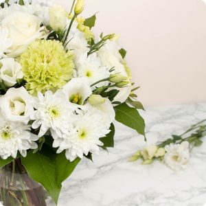 Bouquet de deuil blanc comparateur fleurs bloomyrama