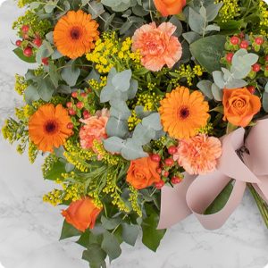 Gerbe de fleurs de deuil orange livraison 123fleurs comparateur bloomyrama