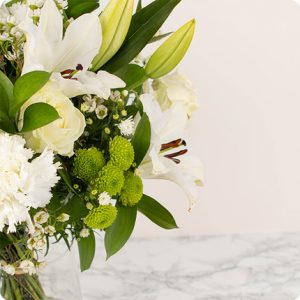 Bouquet compassion blanc et vert lys et roses livraison 123fleurs comparaison de fleurs bloomyrama