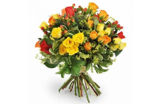 Bouquet coloré avec des roses jaunes et rouges bloomyrama agitateur floral