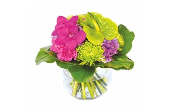 Bouquet original rose et vert Boudoir Agitateur Floral Comparaison bloomyrama