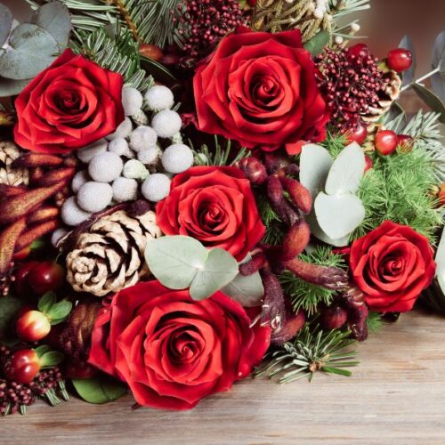 Quelles fleurs choisir pour un bouquet de Noël parfait ?