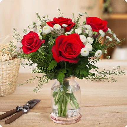 Bouquet de roses rouges Eveil romantique livraison 123fleurs comparateur de fleurs bloomyrama